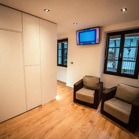 Design アパート *